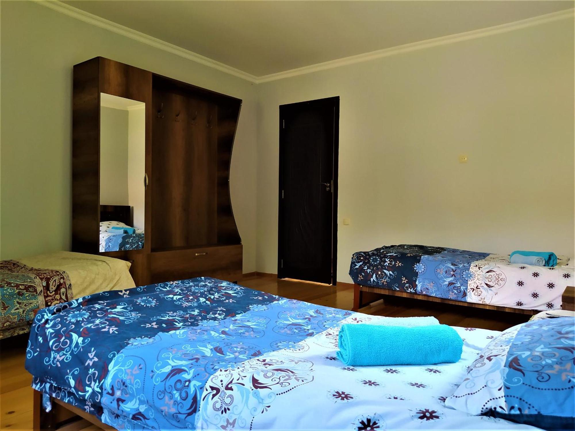 Gujejiani Guest House Mestia Buitenkant foto